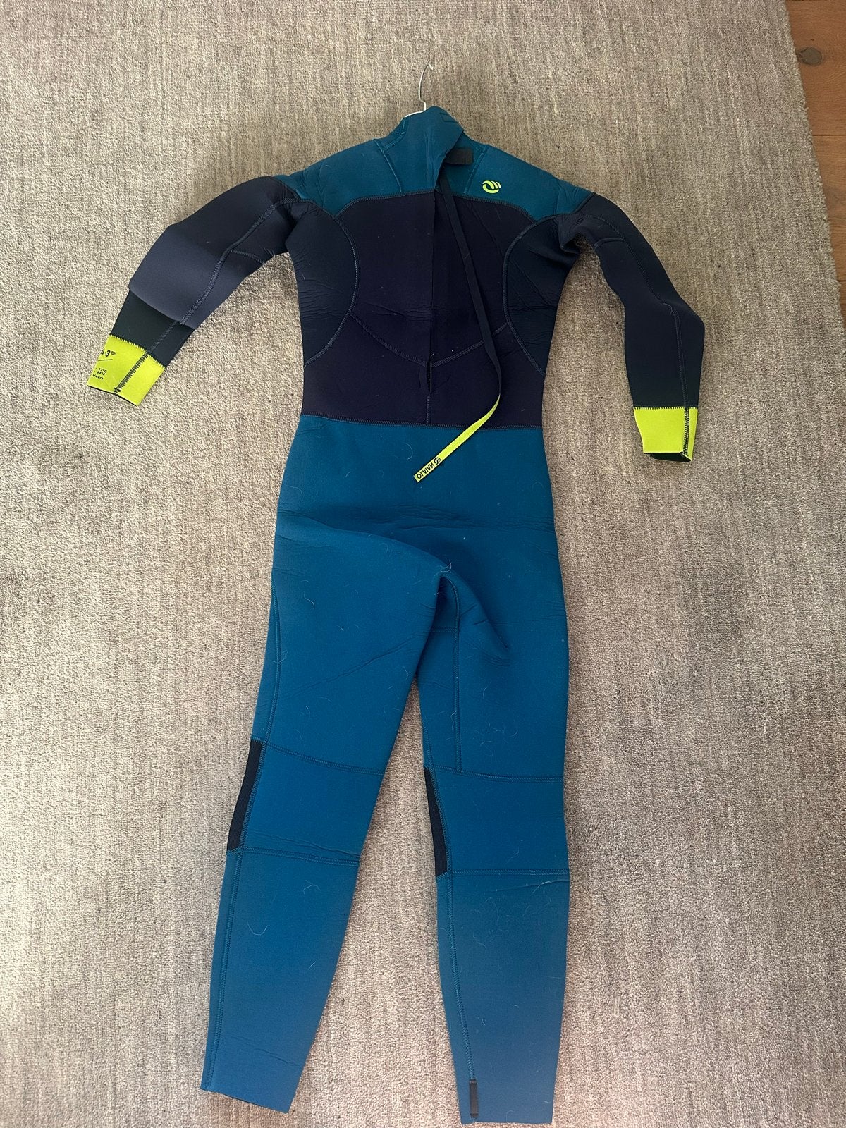 Olaian Wetsuit 4.3mm - Ideaal voor watersport, Watersport en Boten, Watersportkleding, Ophalen, Zo goed als nieuw, Kind, Wetsuit