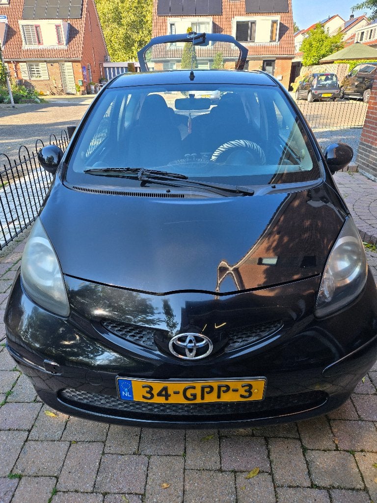 Toyota Aygo 1.0 12V Vvt-i 3DRS MMT 2008 Zwart, Voorwielaandrijving, Stof, 4 stoelen, Origineel Nederlands