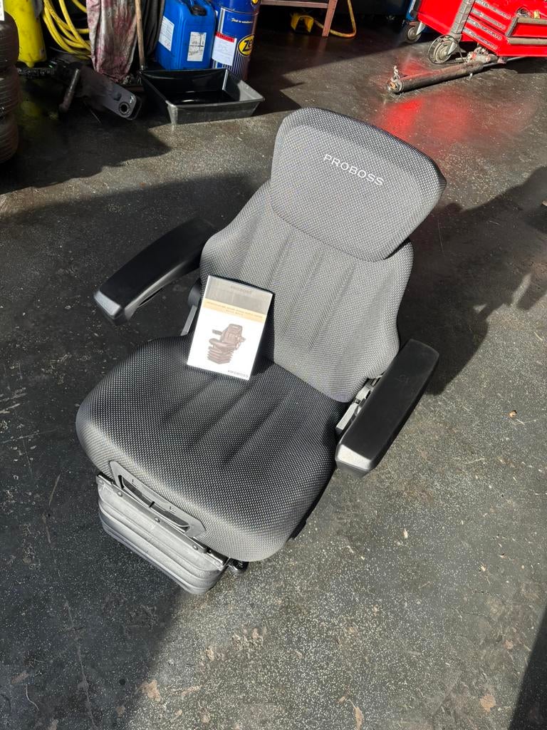 Nieuwe luchtgeveerde trekker tractor machine stoelen, Auto-onderdelen, Interieur en Bekleding, Nieuw, Ophalen