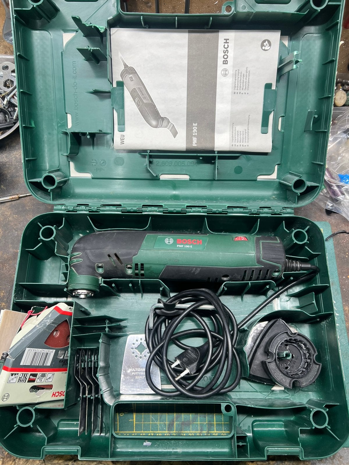 Bosch PMF190e Multitool, Ophalen of Verzenden, Gebruikt, Minder dan 600 watt, 30 tot 70 mm