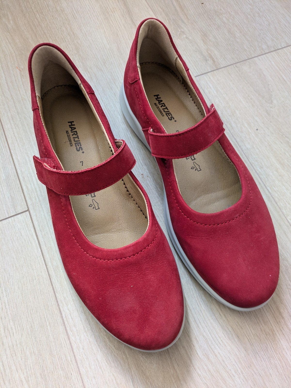Hartjes Goa schoenen rood maat 7 / 40, Ophalen of Verzenden, Hartjes, Rood, Sneakers of Gympen