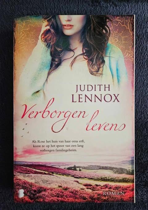 Judith Lennox - Verborgen levens, Boeken, Ophalen of Verzenden, Gelezen, Judith Lennox
