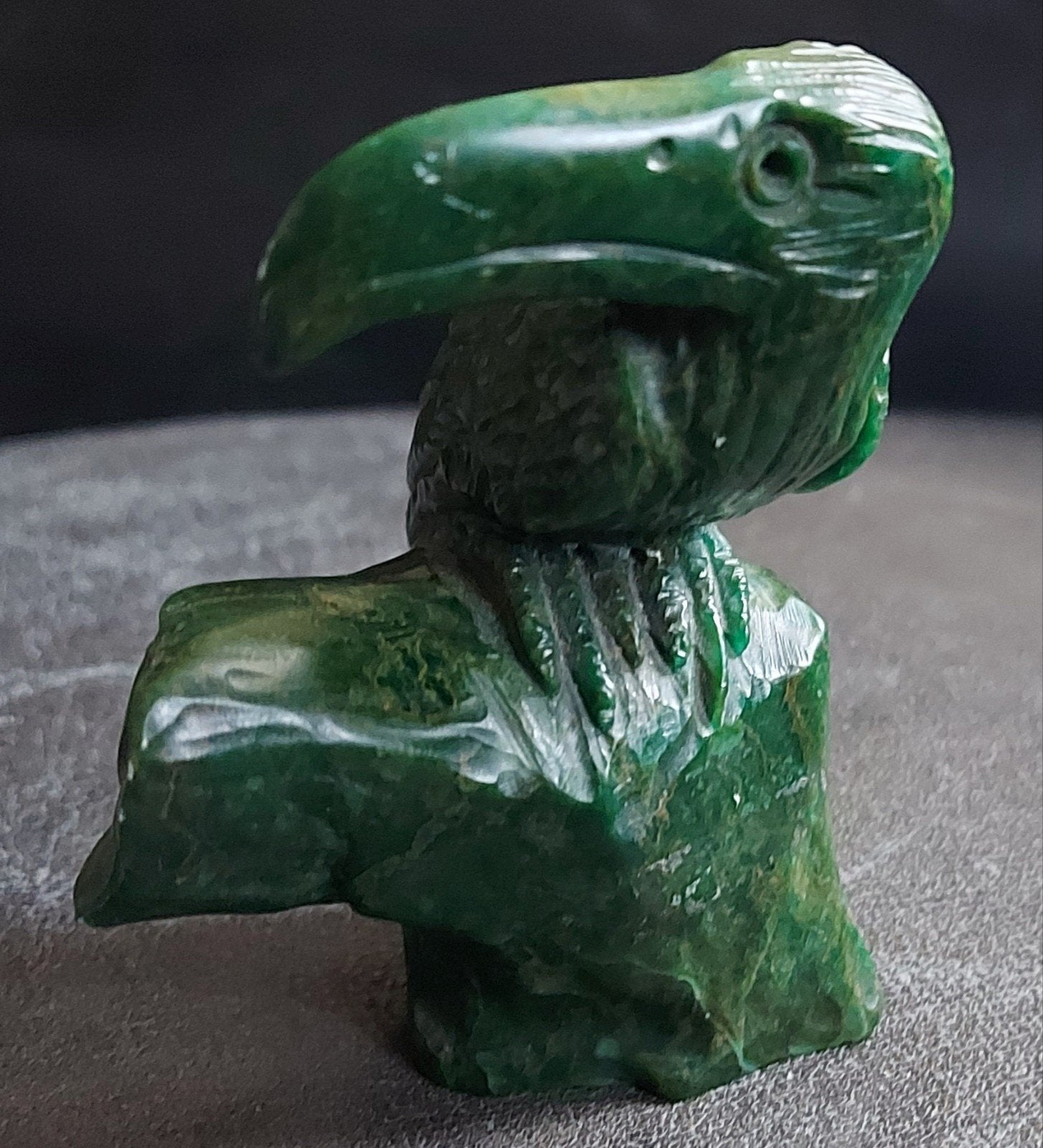 vintage kakatoe sculptuur uit jade, Verzenden