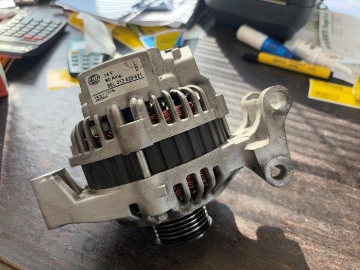Dynamo van een Mazda 2, Gebruikt, -, -, Mazda