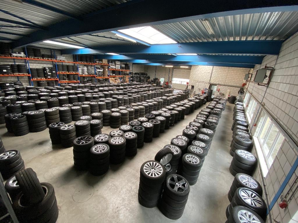 17 inch originele velgen + zomerbanden Opel Astra J Zafira C, Gebruikt, Banden en Velgen, 17 inch, Ophalen of Verzenden