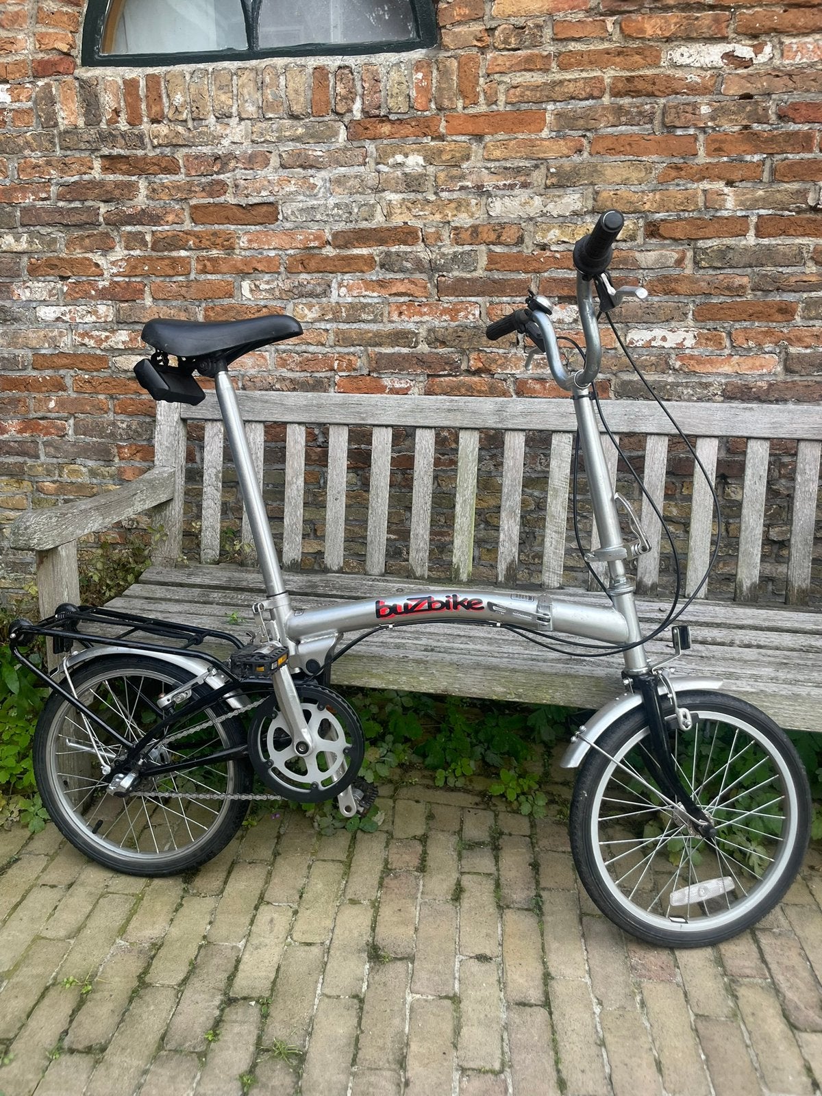 Vouwfiets    Zilverkleur Buzzbike, Ophalen of Verzenden, Zo goed als nieuw, 16 tot 18 inch, Brompton