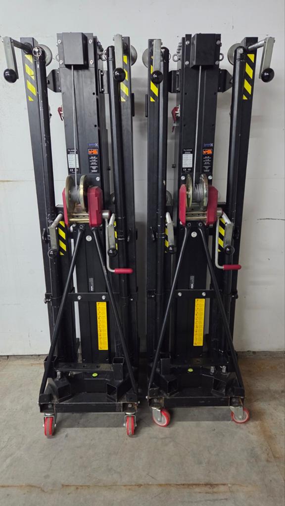 VMB TL-A320 Statieven - Set van 2 professionele liften, Ophalen, Gebruikt, Instrumentstandaard, Licht of Laser