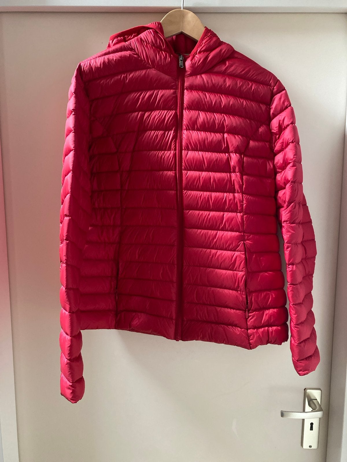 JOTT Dames Jas Rood Maat 42, Kleding | Dames, Jassen | Winter, Zo goed als nieuw, Maat 38/40 (M), Rood, Ophalen of Verzenden