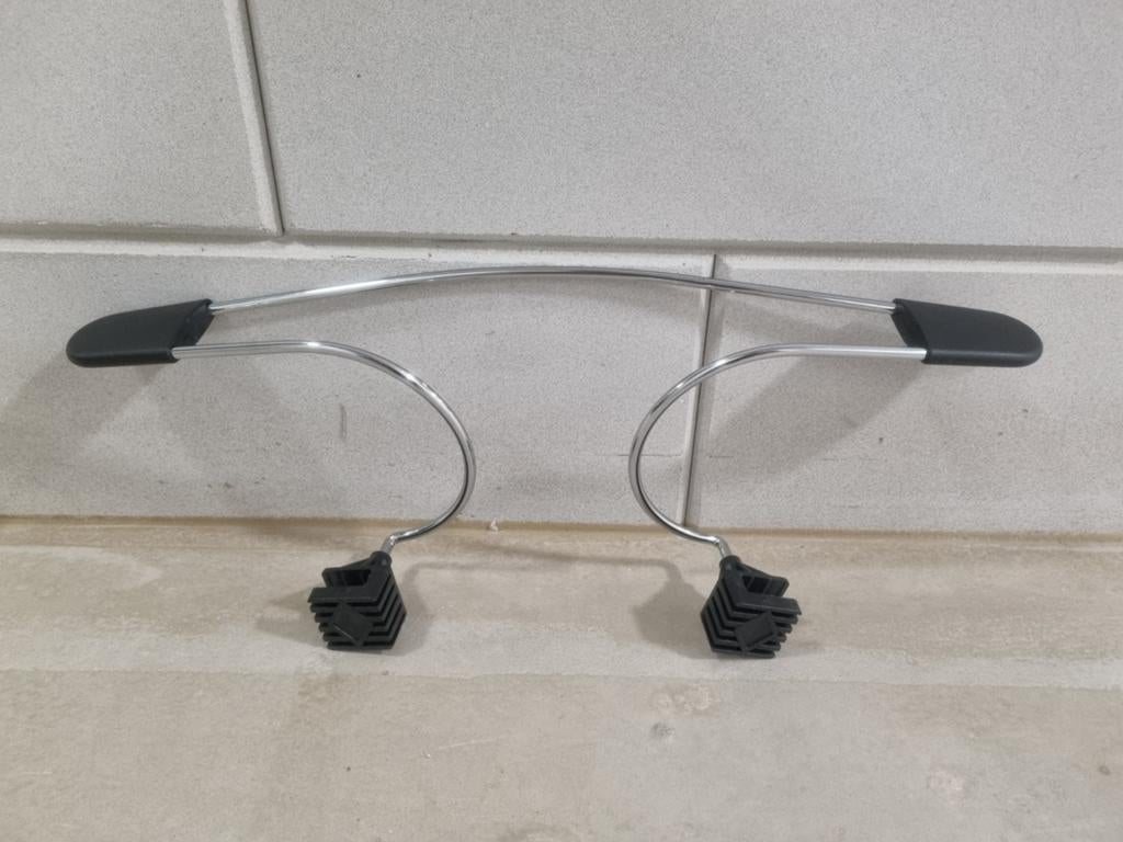 Handige kapstok voor in de auto - Houd kleding kreukvrij, Ophalen, Gebruikt
