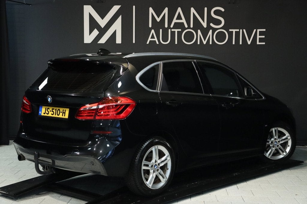 BMW 2-serie Active Tourer 218i M Sport / NAP / CRUISE / NAVI, 1345 kg, 136 pk, Gebruikt, Alcantara