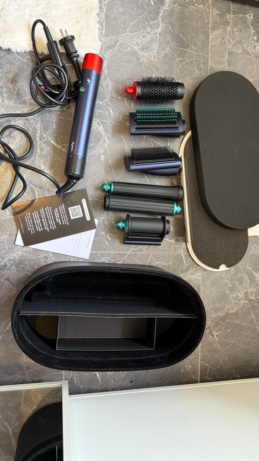 Dyson Airwrap Complete Styler Fatsoen 1 keer gebruikt nieuw, Ophalen of Verzenden, Zo goed als nieuw, Föhn of Haardroger