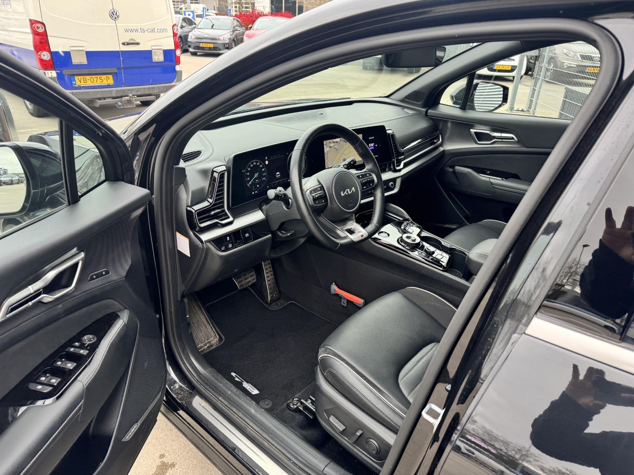 Kia Sportage 1.6 T-GDi Hybrid GT-PlusLine NW door ons geleve, Auto's, Gebruikt, Euro 6, 4 cilinders, 1650 kg