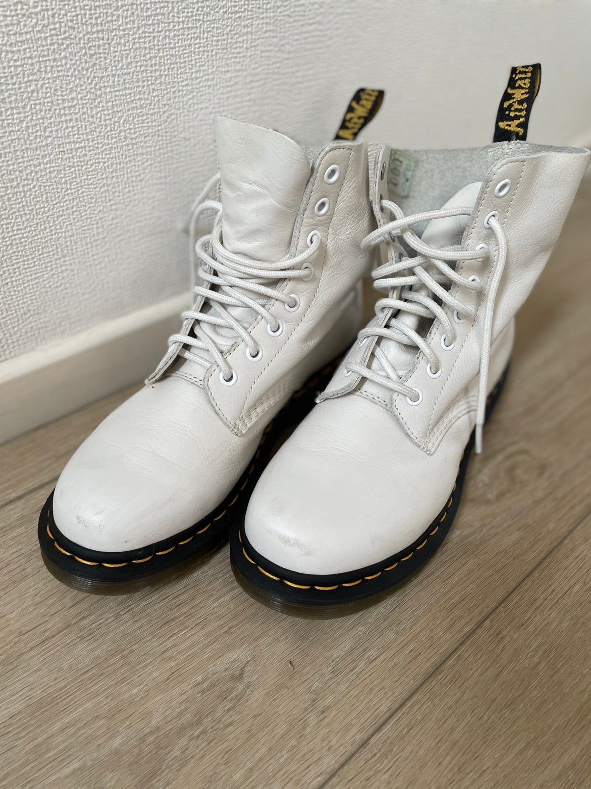 Witte dr Martens  maat 40, Ophalen of Verzenden, Zo goed als nieuw, Wit