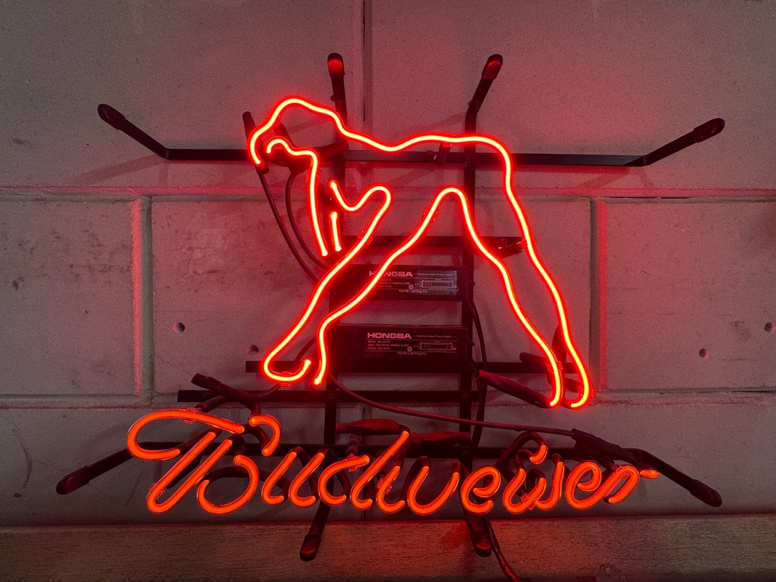 Budweiser lichtreclame pinup girl, Ophalen, Zo goed als nieuw