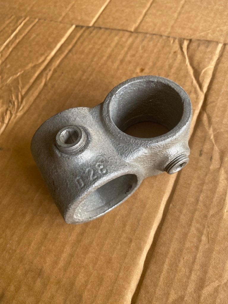 Te koop: diverse buiskoppelingen 42mm, afhalen in Den Dungen, Ophalen, Zo goed als nieuw, 250 mm of meer, Overige typen