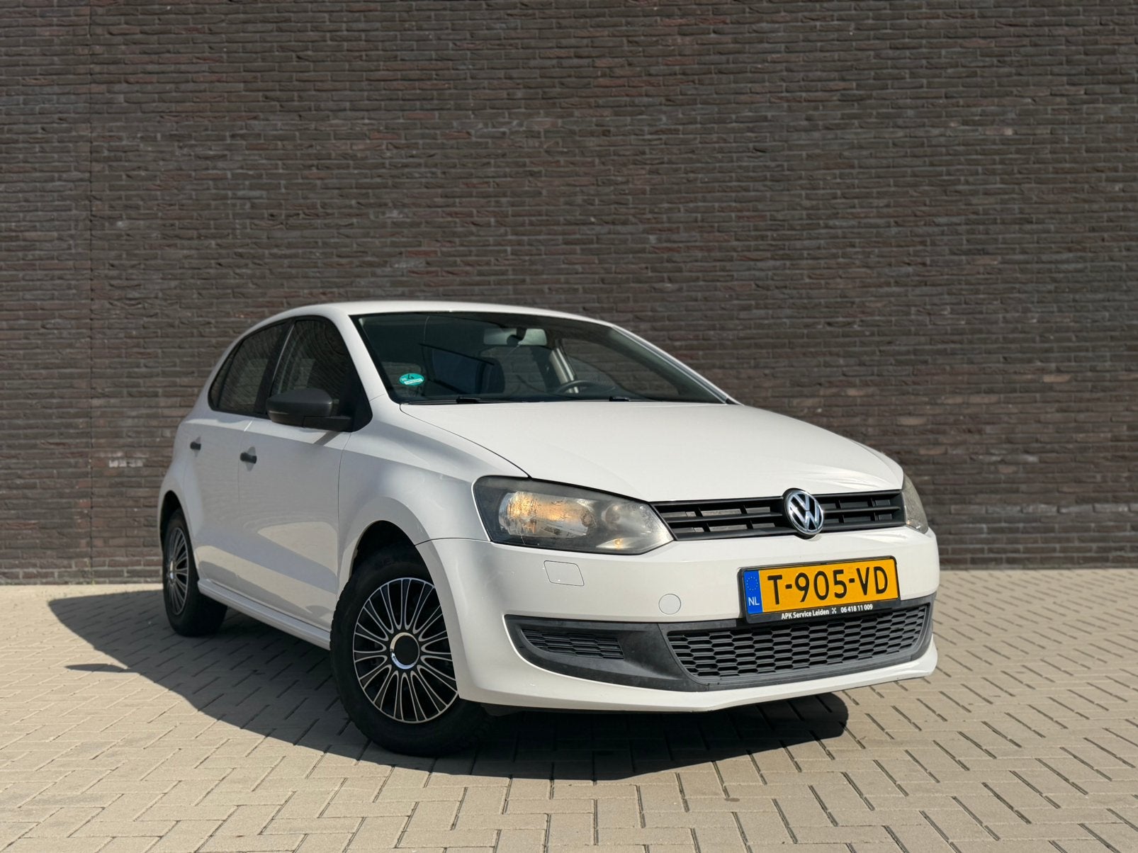 Volkswagen Polo 1.2 51Kw 2009 Airco Cruis elek ramen, Auto's, Voorwielaandrijving, 967 kg, 40 €/maand, Zwart
