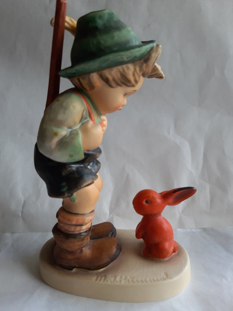 Hummel Goebel grote jager met oranje konijn zeldzaam, Ophalen of Verzenden, Zo goed als nieuw, Hummel