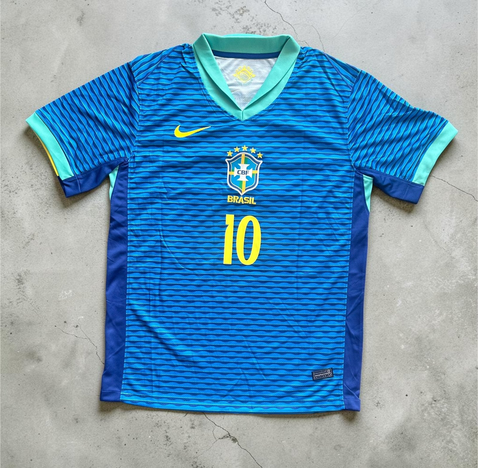 Brazilië Voetbal Shirt (L) #10 NEYMAR JR, Maat L, Ophalen of Verzenden, Zo goed als nieuw, Shirt