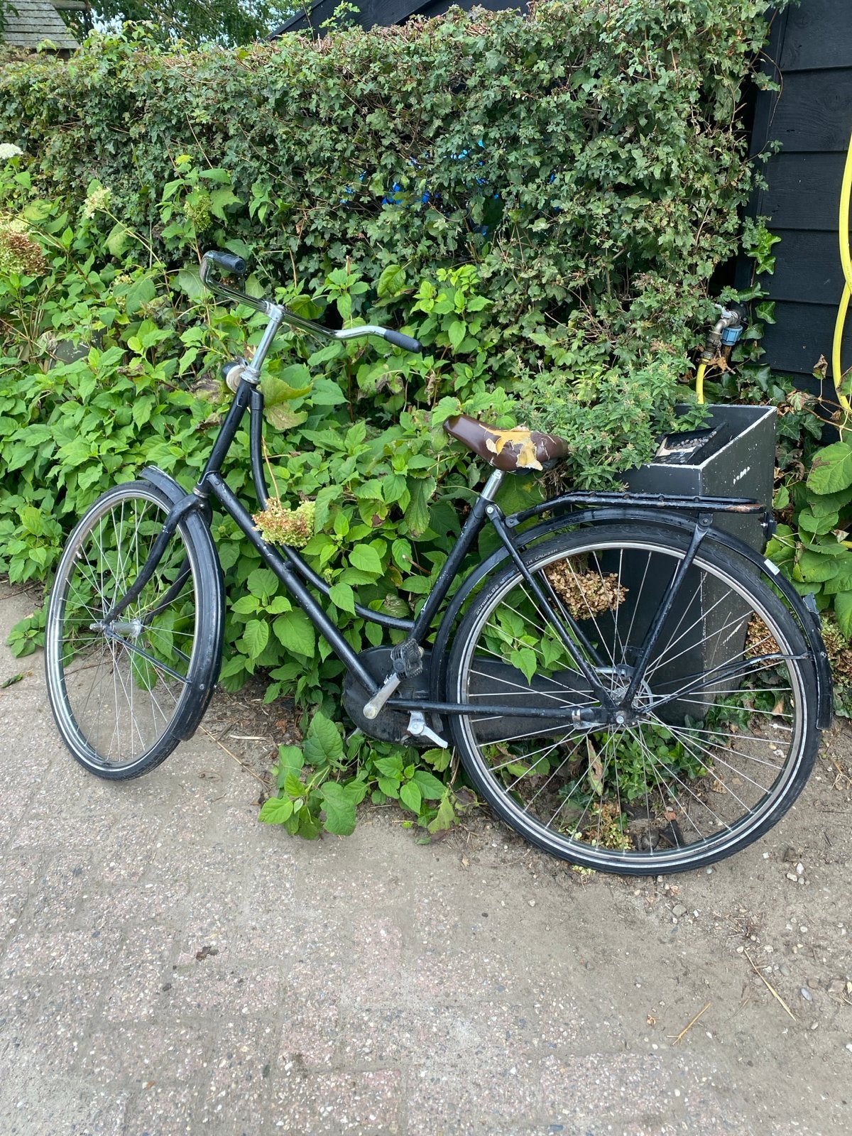 Oude Stationsfiets - Opknapper of onderdelen, Fietsen en Brommers, Ophalen, Gebruikt
