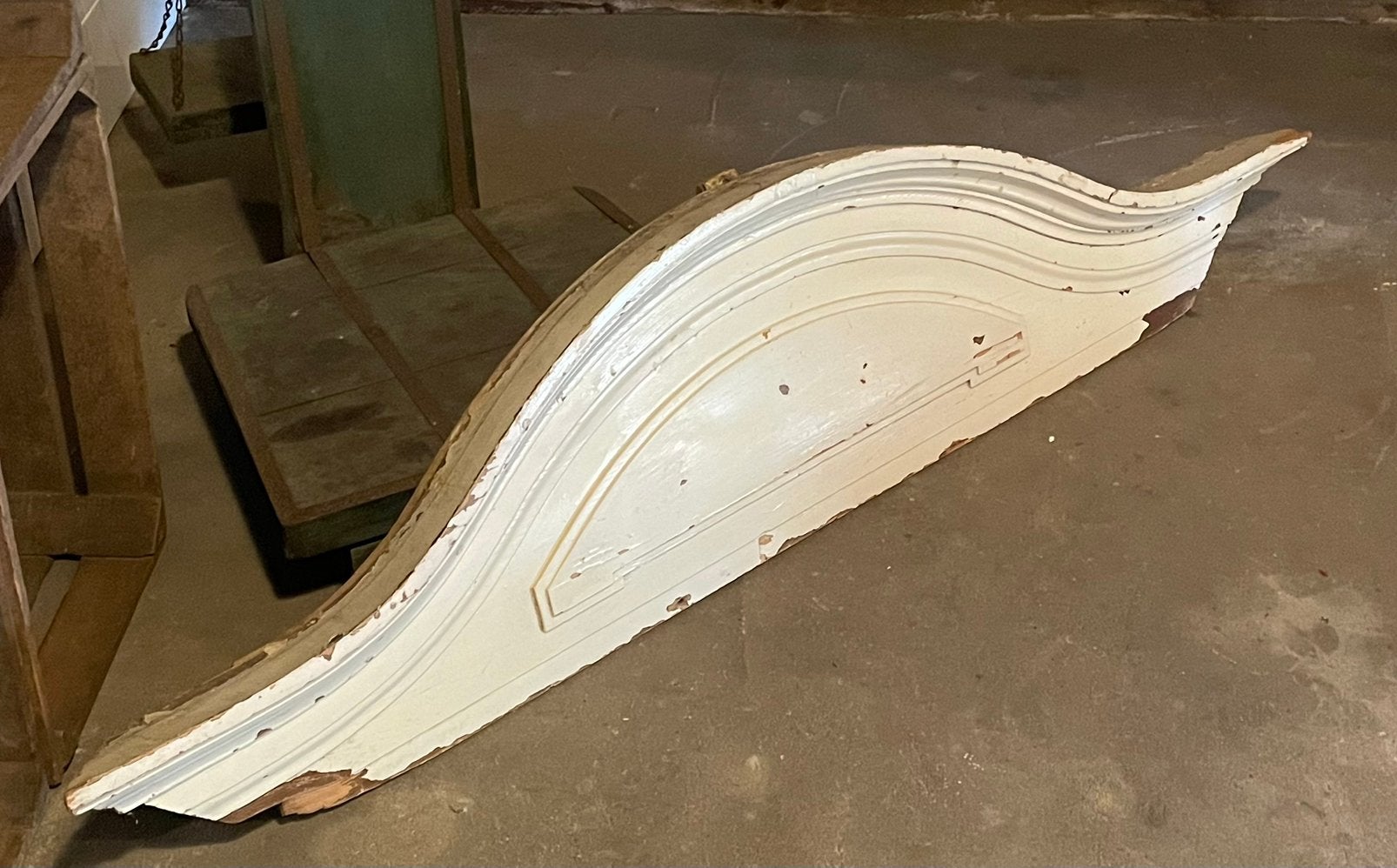 Brocante oud houten ornament, Ophalen