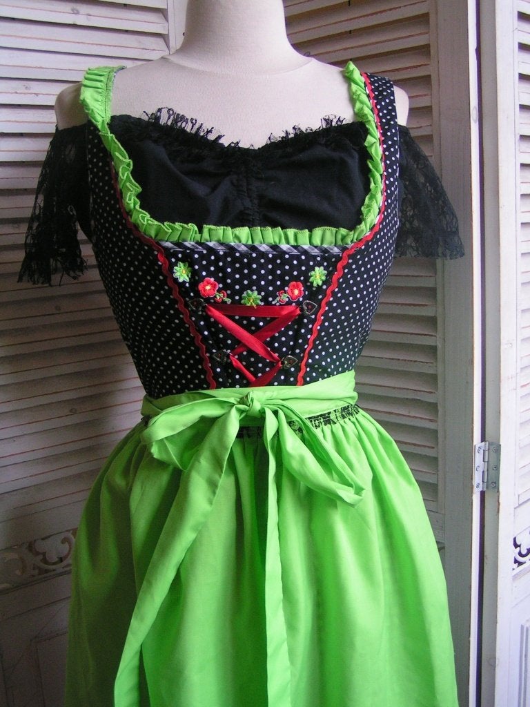 tiroler jurk, schort en blouse maat 40 nr JJ 935, Verzenden, Zo goed als nieuw, Maat 38/40 (M), Carnaval