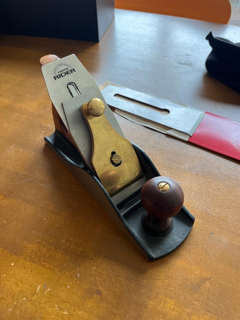 Axminster rider 4 1/2 schaaf, Ophalen of Verzenden, Zo goed als nieuw