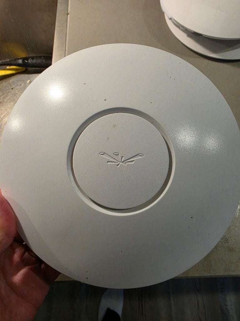 Unifi AP Pro, Computers en Software, Accesspoints, Ophalen of Verzenden, Gebruikt, UBIQUITI