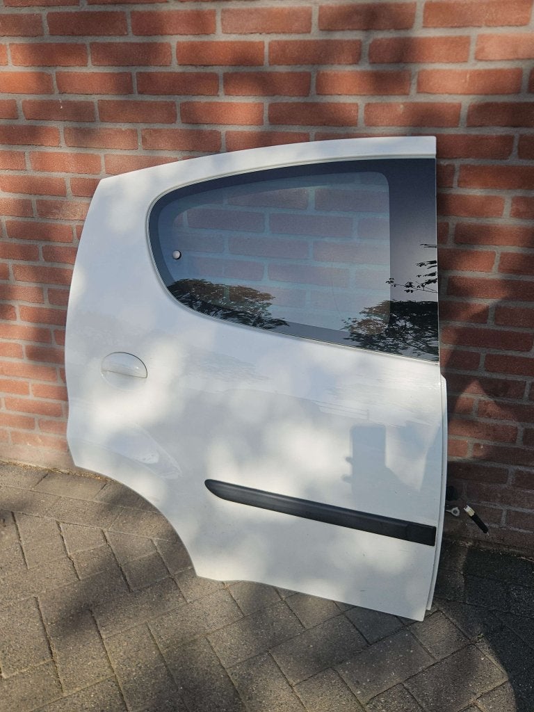 RECHTERZIJDEUR PEUGEOT 107 WIT, Auto-onderdelen, Niet ingevuld, Gebruikt, Deur, Niet ingevuld