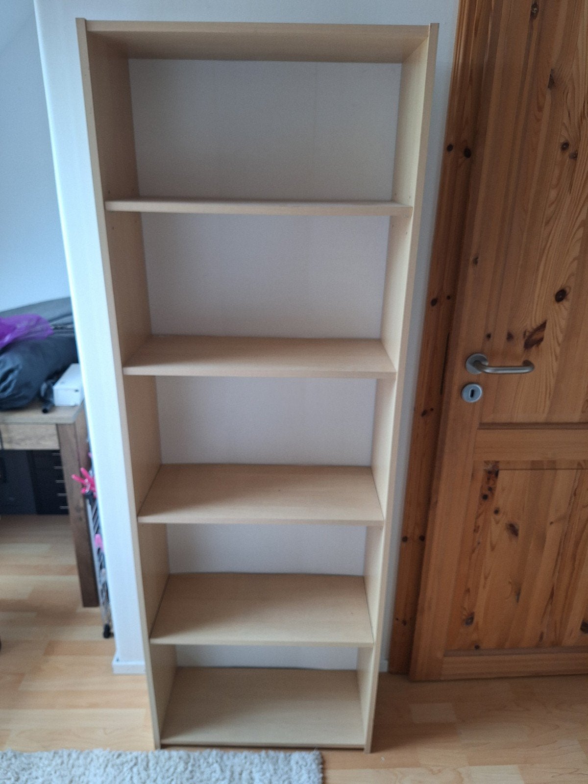 IKEA kast gebruikt maar in goede staat., Ophalen, Met plank(en), Gebruikt, 50 tot 100 cm