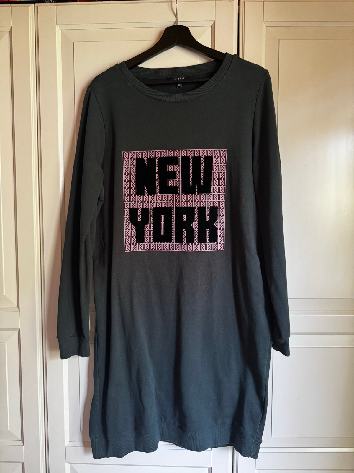 Nikkie sweaterjurk New York maat 42, Maat 42/44 (L), Ophalen of Verzenden, Gedragen, Boven de knie