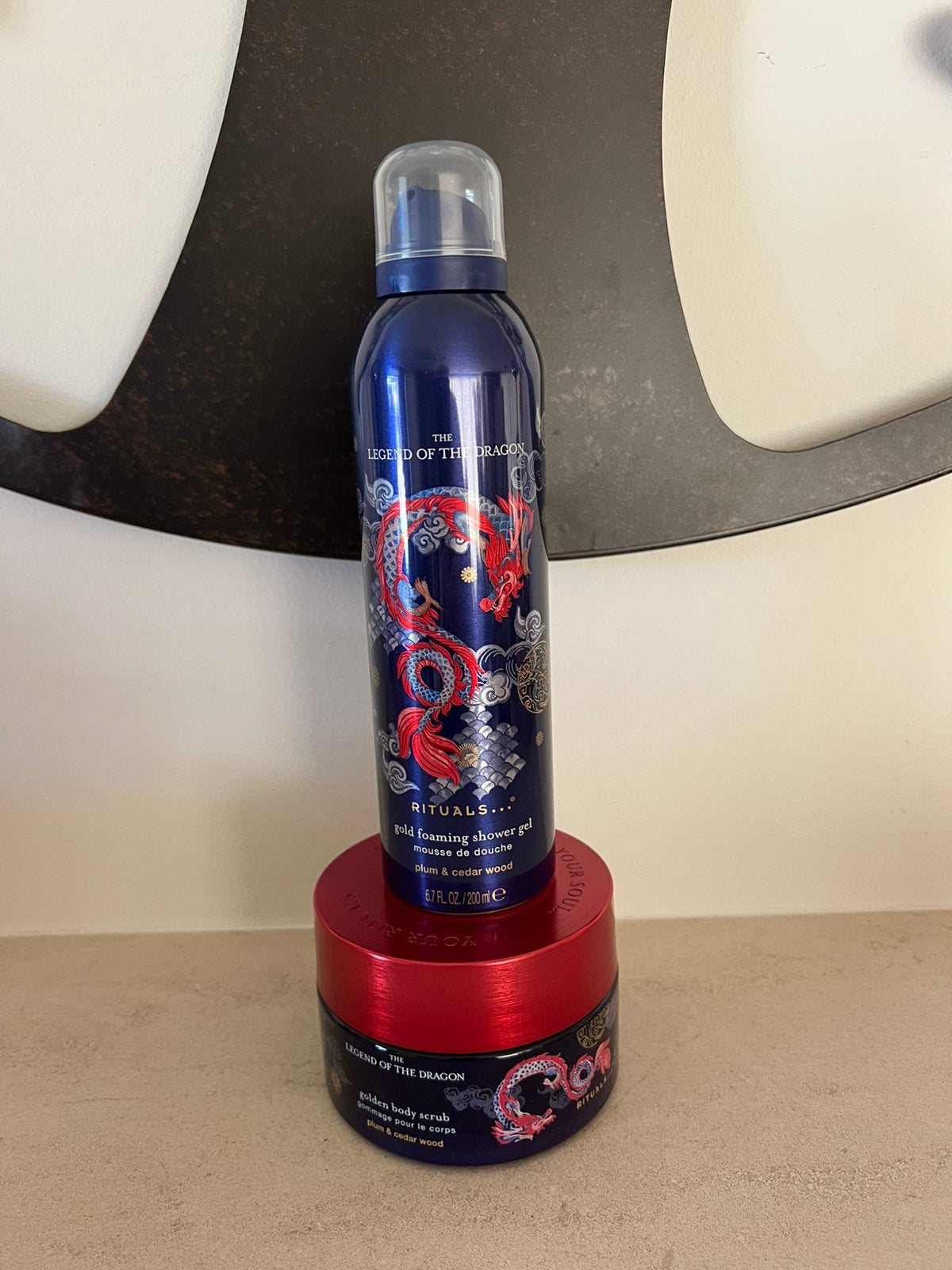 Rituals Legend of the Dragon foam & body scrub 🐍💙❤️ nieuw!, Ophalen of Verzenden, Nieuw, Bad & Douche
