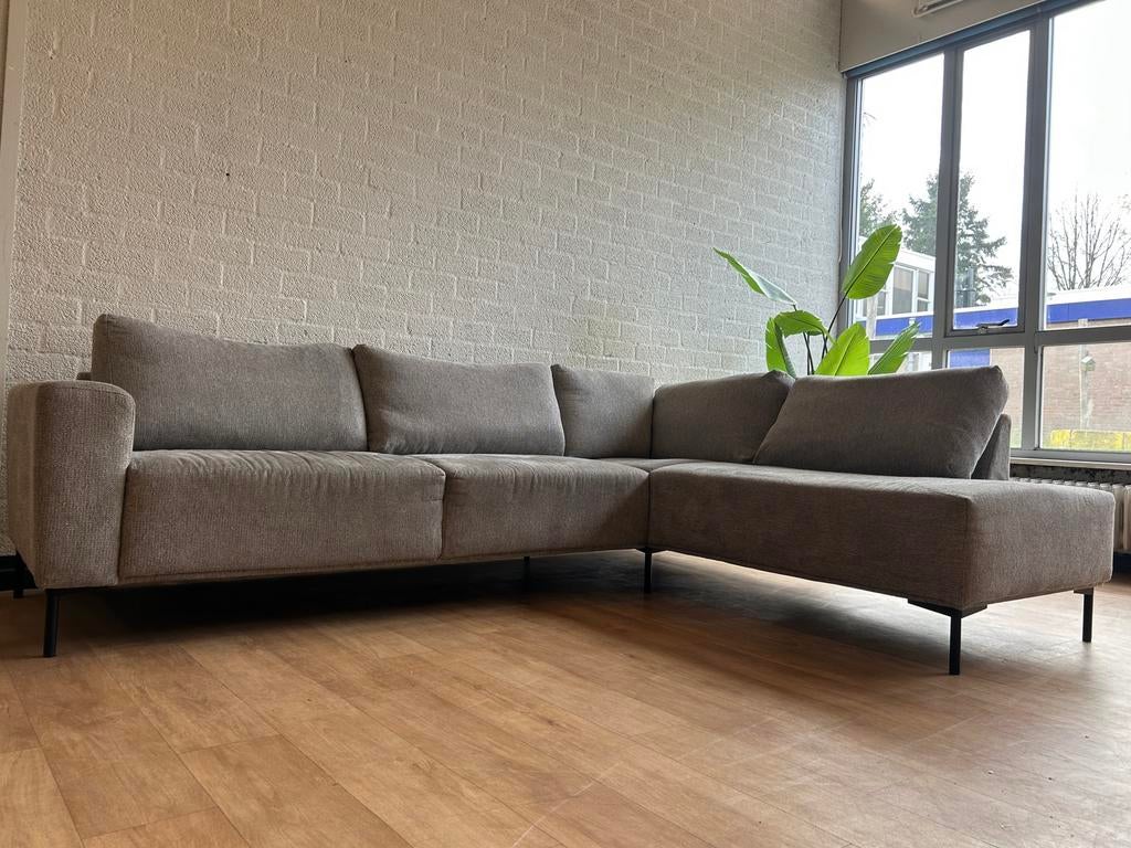 Grijze hoekbank met luxe poten en uitwasbare kussens, Ophalen of Verzenden, Zo goed als nieuw, Stof, Luxe