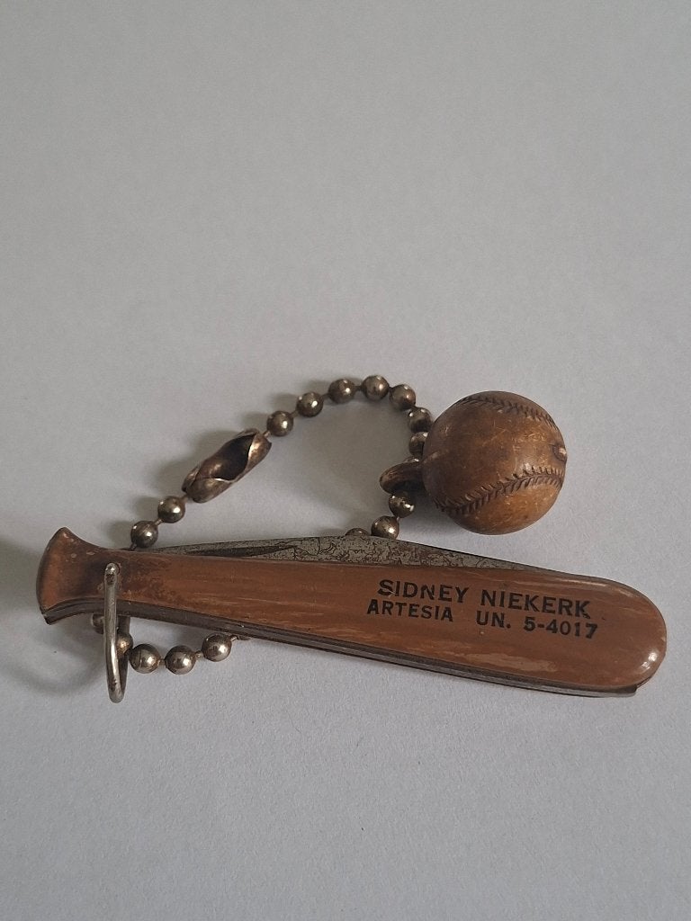 Sleutelhanger/ mesje honkbal, Antiek en Kunst, Ophalen of Verzenden