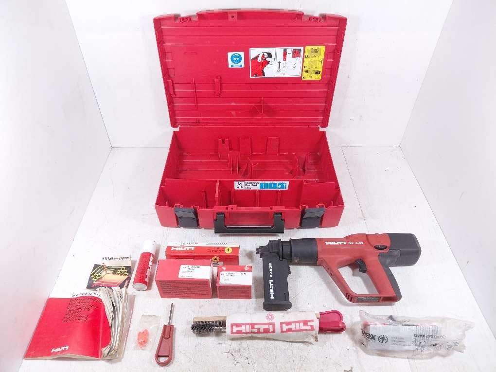 Hilti DX A40 schiethamer met accesoires, weinig gebruikt., Niet ingevuld, Niet ingevuld, Ophalen of Verzenden, Zo goed als nieuw