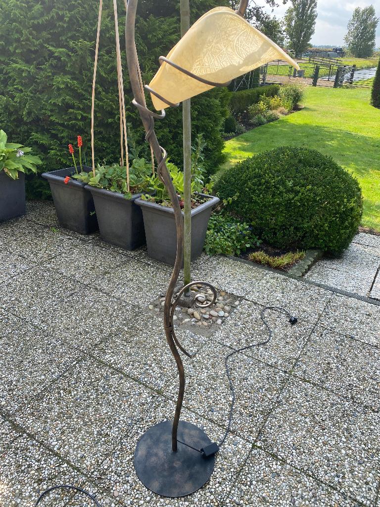Te koop staande Art Nouveau lampen, Ophalen, Gebruikt, Metaal, 150 tot 200 cm