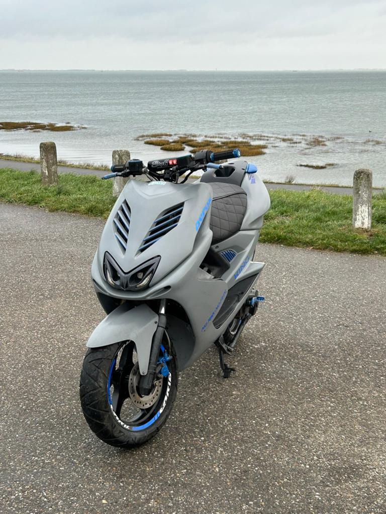 Yamaha aerox met wok, Verzenden, Zo goed als nieuw, Overige typen, Yamaha