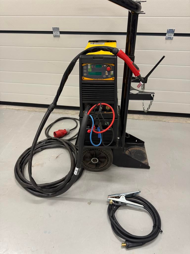 Weco TIG 300 AC/DC TIG lasapparaat watergekoeld 400v, Doe-het-zelf en Verbouw, Gereedschap | Lasapparaten, Ophalen, Gebruikt, 250 ampère of meer