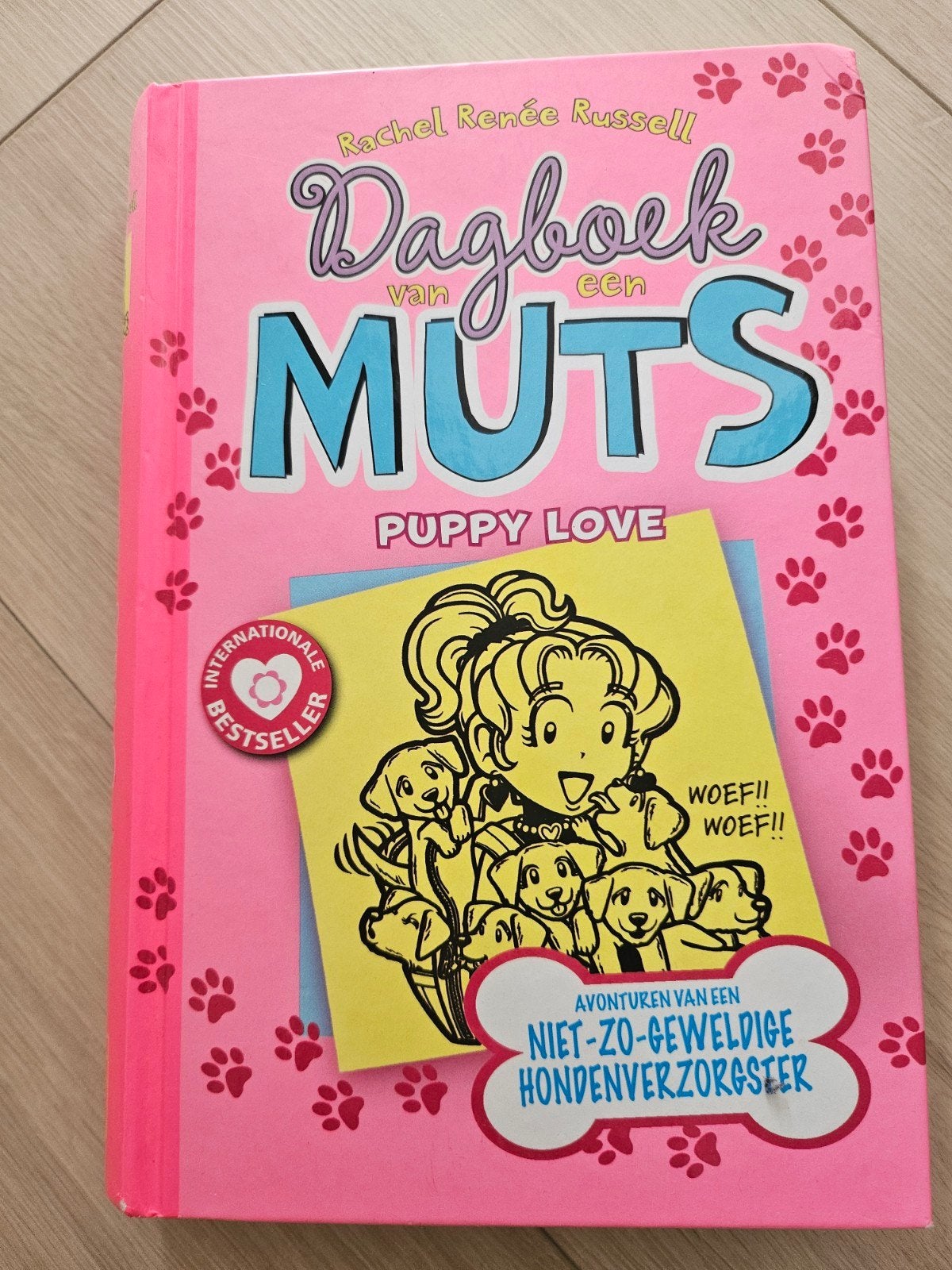 Dagboek van een Muts - Puppy Love (deel 10), Ophalen, Gelezen, Rachel Renée Russell, Fictie