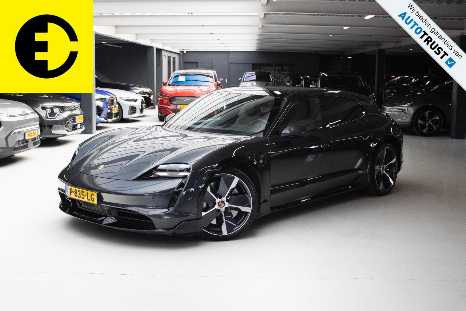 Porsche Taycan Cross Turismo Turbo 93 kWh | SOH 92.6% |Sport, Auto's, Automaat, Gebruikt, 4 stoelen, 93 kWh