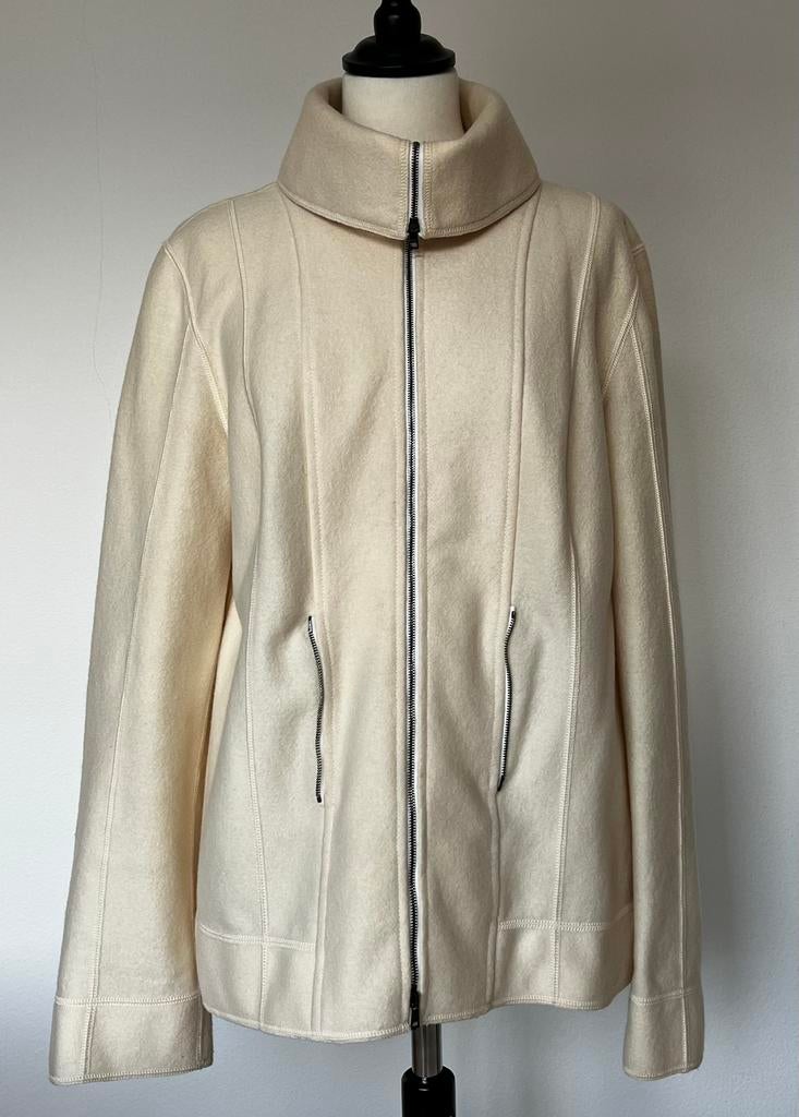 Roomwitte jas met col en afritsbare tailleband maat 40, Ophalen of Verzenden, Zo goed als nieuw, Maat 38/40 (M), Wit