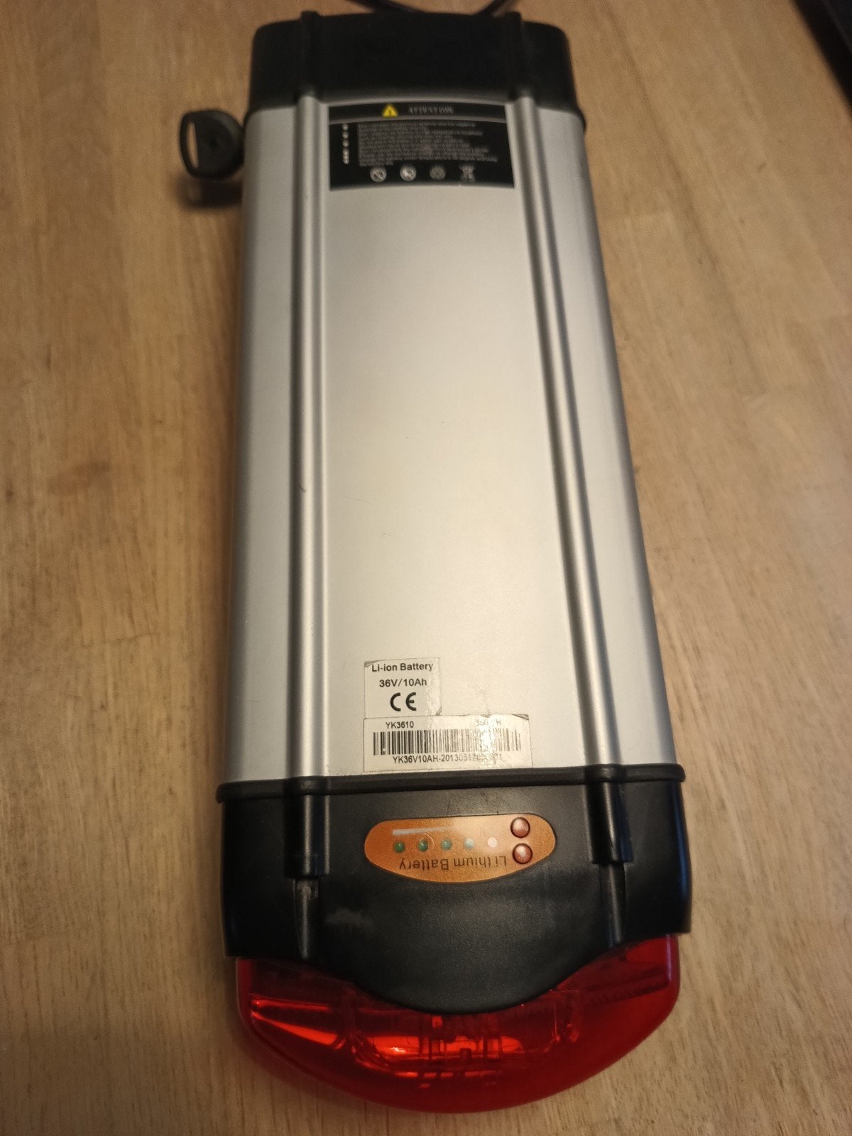 Gezocht defecte Sundvall e-bike accu, Ophalen, Gebruikt