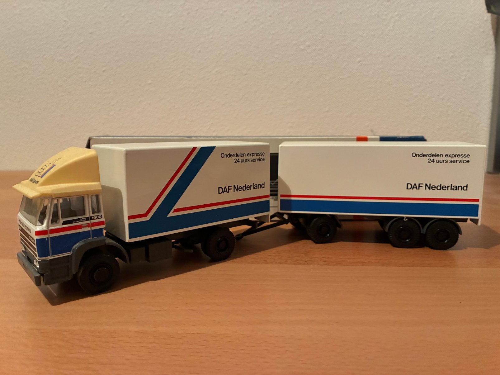 Lion Toys DAF 1900 bakwagen met aanhanger DAF Trucks, Ophalen of Verzenden, Zo goed als nieuw, Bus of Vrachtwagen, Lion Toys