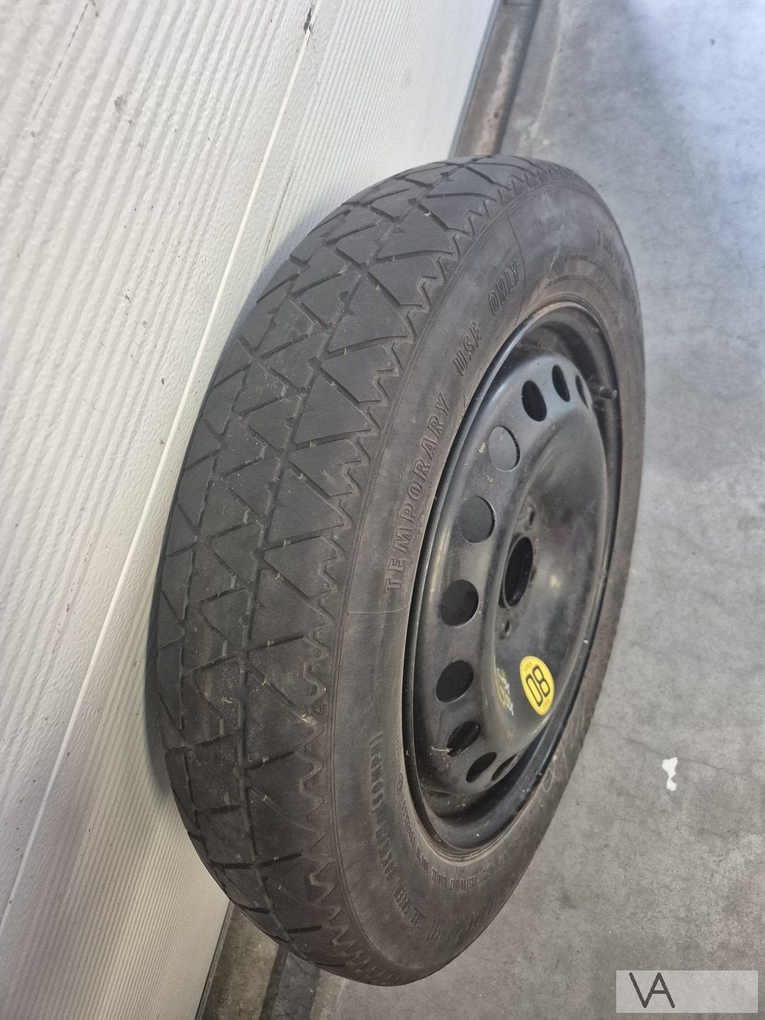 Volvo XC60 / XC40 / EX30 / V90 / Ford Kuga /Puma thuiskomer, Gebruikt, -, -, Banden en Velgen