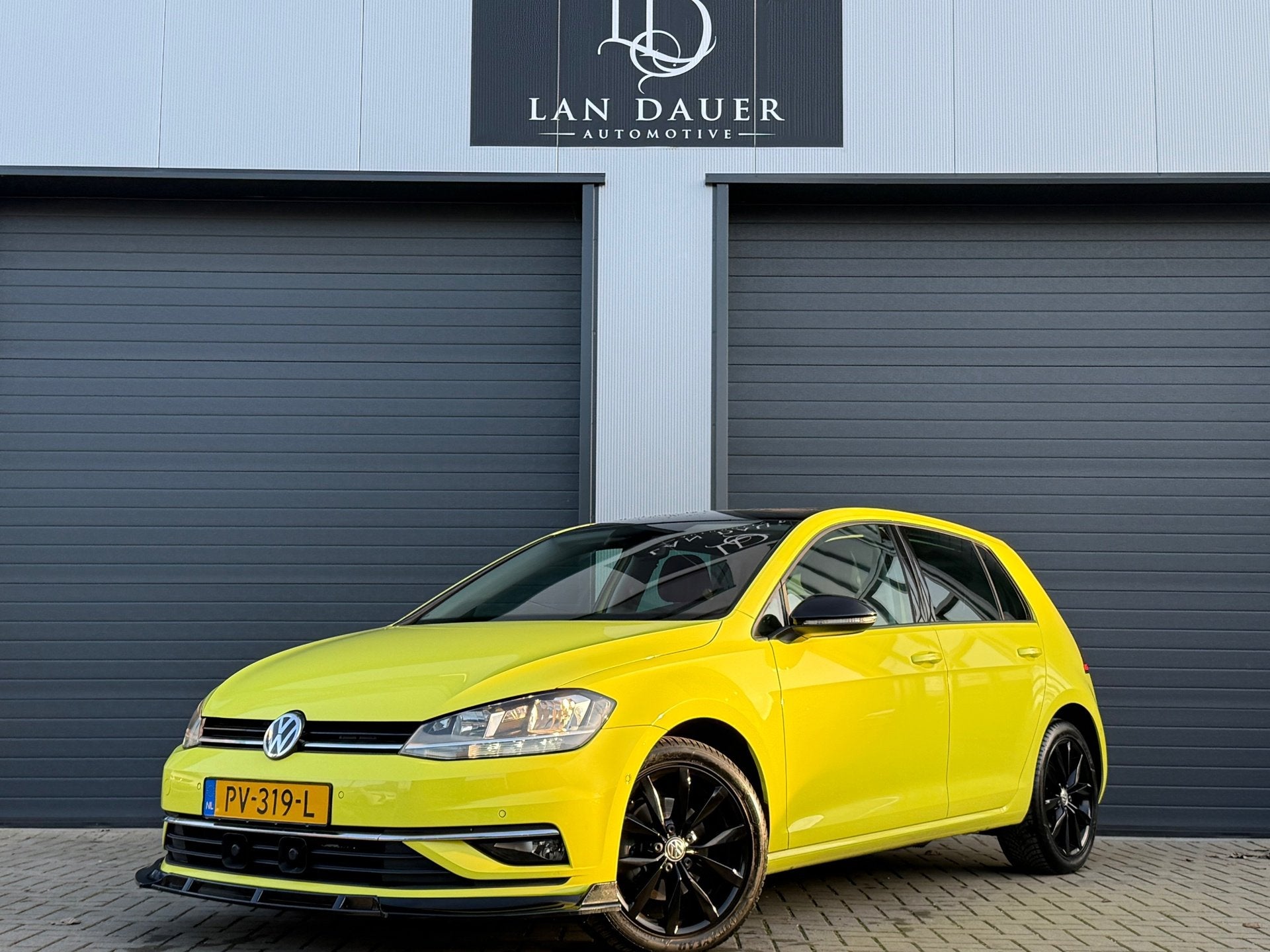 Volkswagen Golf 2.0 TDI Highline / AUTOMAAT / NAP / 1e Eig., Gebruikt, Euro 6, 4 cilinders, Automatische klimaatregeling