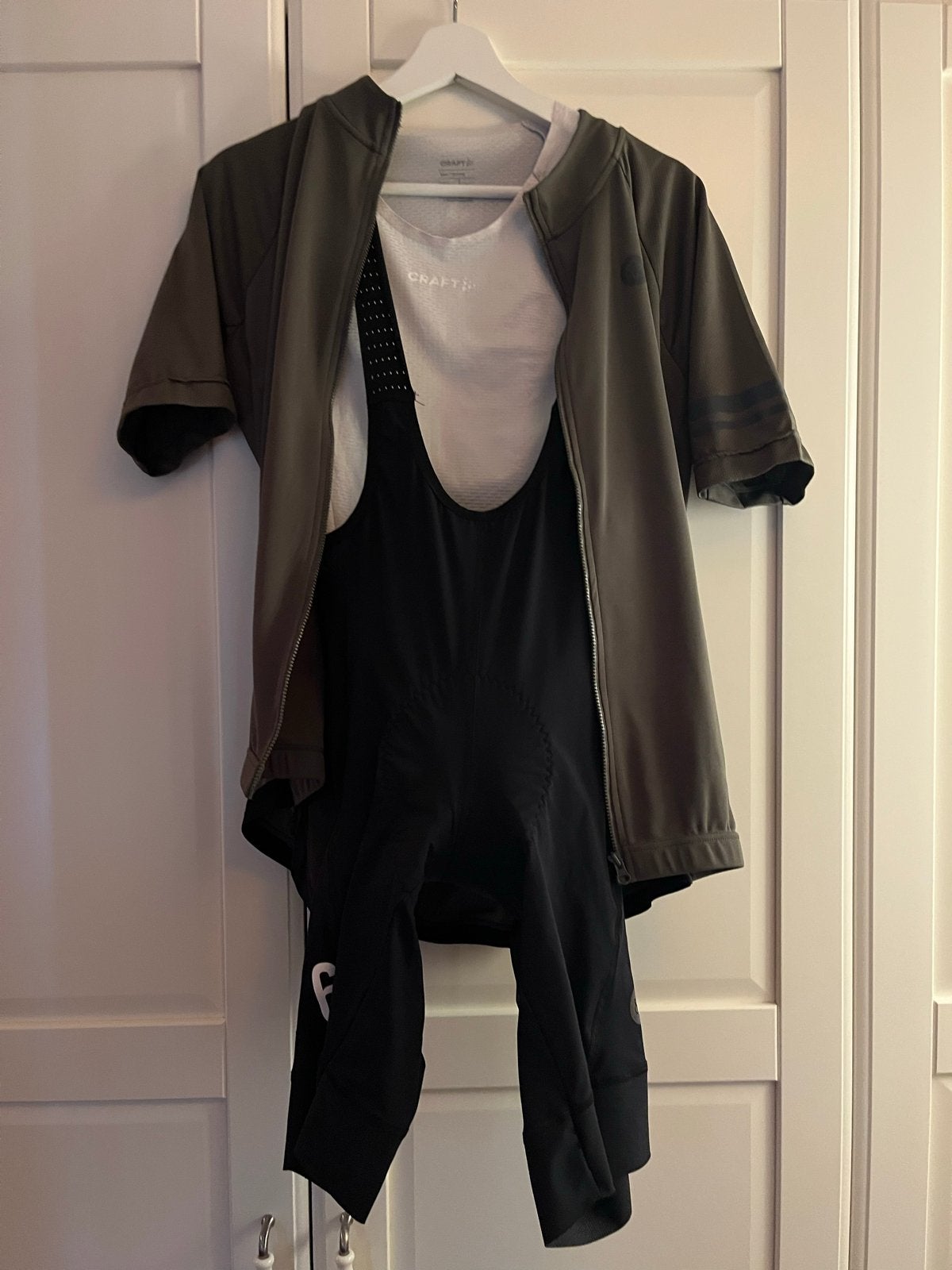 AGU Fietskleding Set - Korte Mouwen Shirt & Korte Broek XL, Fietsen en Brommers, Fietsaccessoires | Fietskleding, Heren, Ophalen of Verzenden