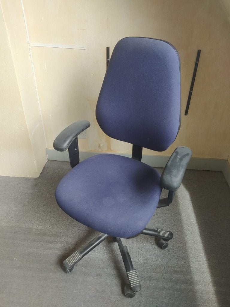 Interstuhl L152X, Ophalen, Gebruikt, Blauw, Bureaustoel