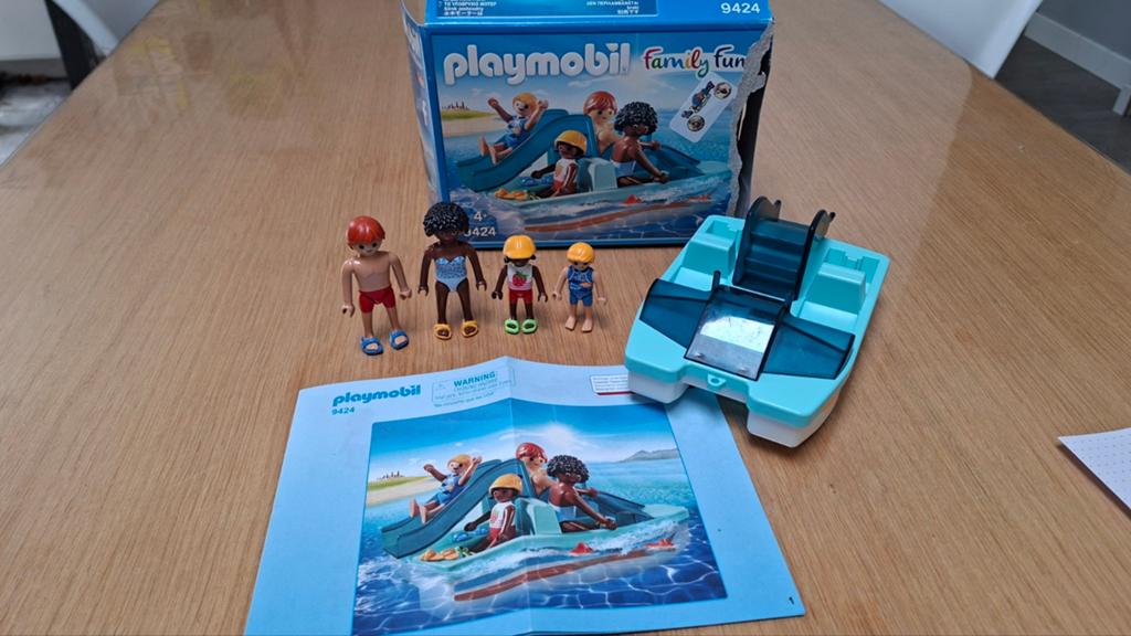 Playmobil Family Fun 9424 Waterfiets met glijbaan, Ophalen of Verzenden, Gebruikt, Complete set