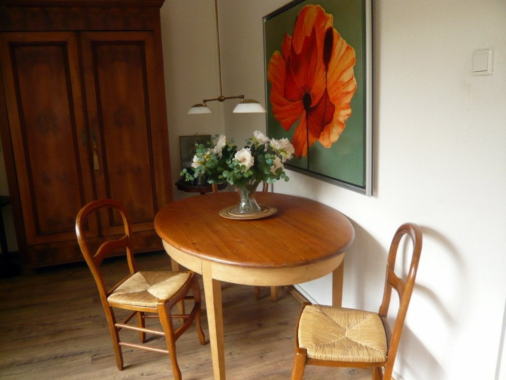 6 antieke stoeltjes met biezen zittingen, Huis en Inrichting, Ophalen, Gebruikt, Bruin, Vijf, Zes of meer stoelen