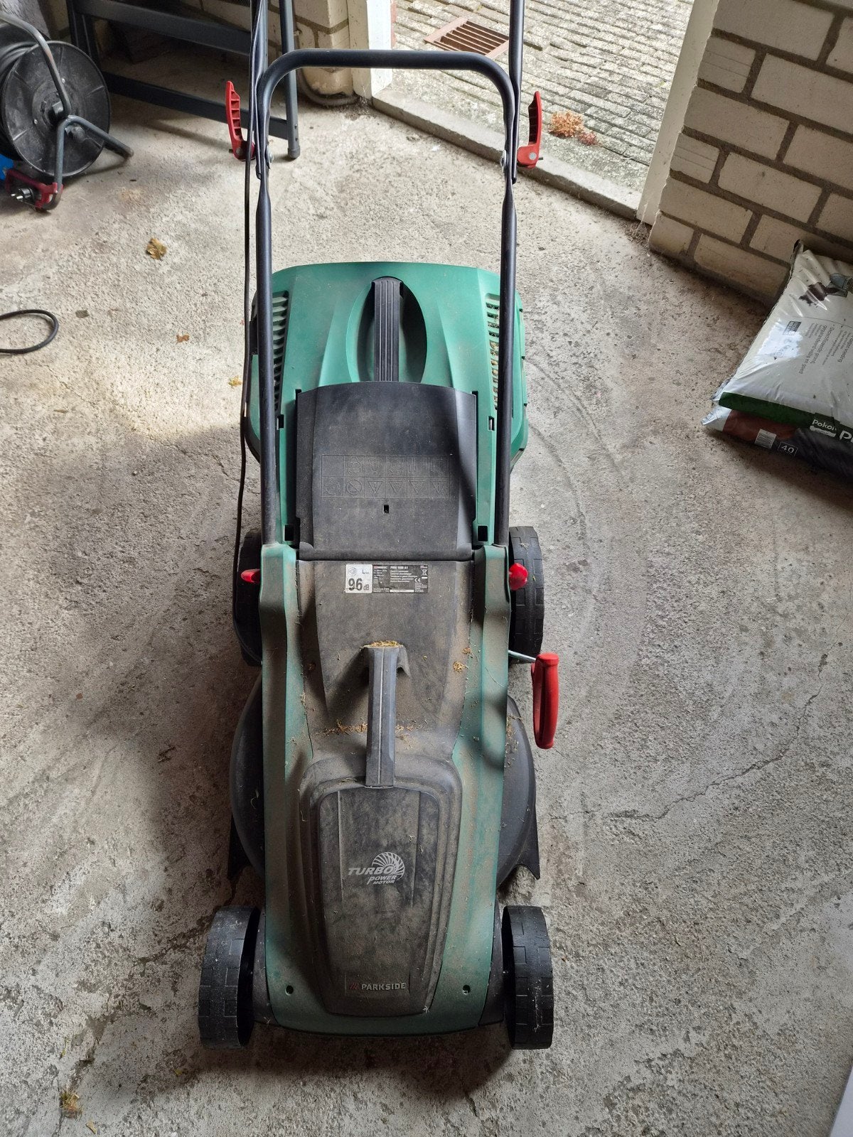 Te koop grasmaaier, Ophalen, Gebruikt