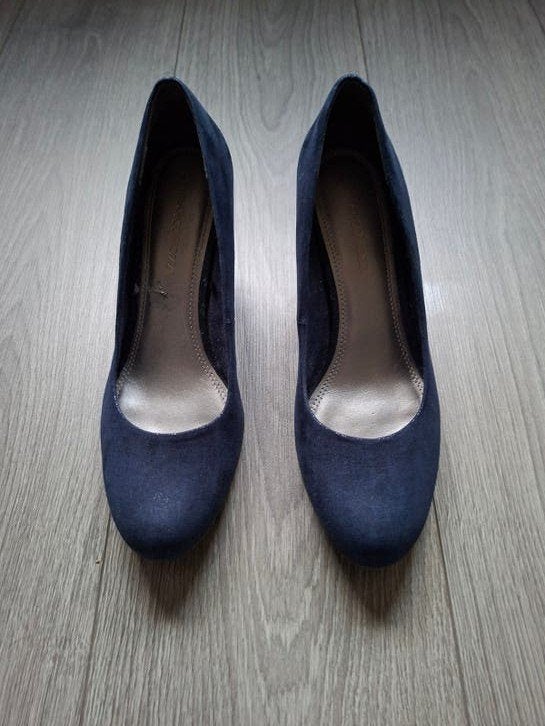 Donkerblauwe pumps met lichte glitter - Maat 41, Pumps, Blauw, Marco Tozzi, Ophalen of Verzenden